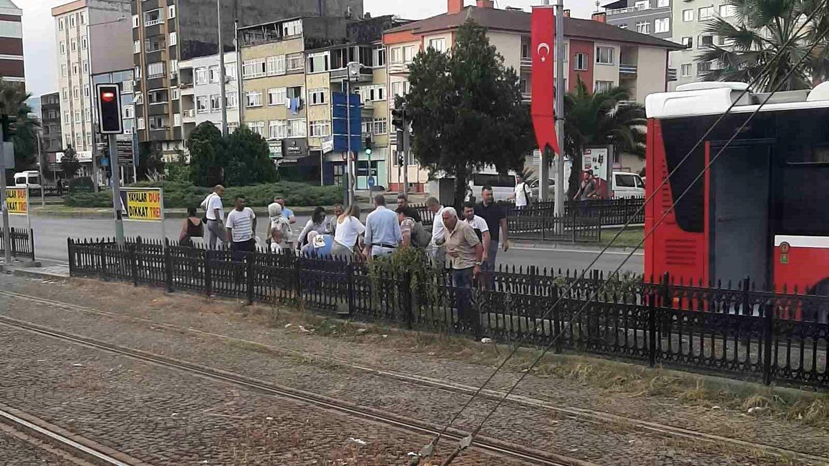 Samsun'da Ring Otobüsünde Yangın Tüpü Patladı