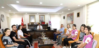 Şehzadeler Belediyesi Başarılı Muaythai Sporcularını Tebrik Etti