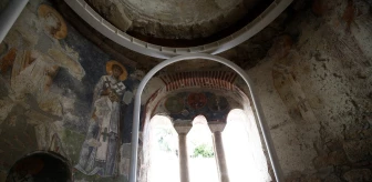 Hristiyanların hac merkezlerinden Aziz Nikolaos Kilisesi'nde ziyaretçi sayısı artıyor