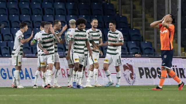 Konyaspor bir ilki başardı! Başakşehir'e sahasında soğuk duş