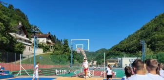 NBA'li Jusuf Nurkic, Bosna Hersek'te çocuklar için basketbol kampı düzenledi