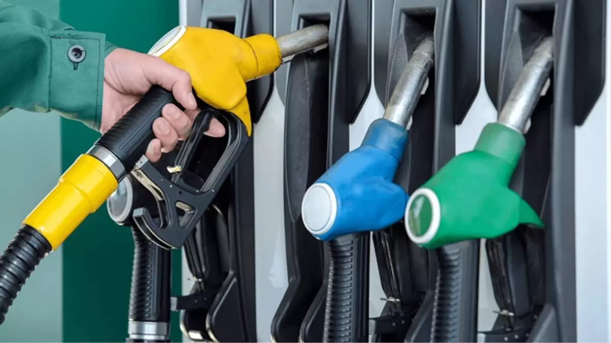 Petrol fiyatları son 10 ayın zirvesini gördü! Akaryakıta yeni zamlar yolda