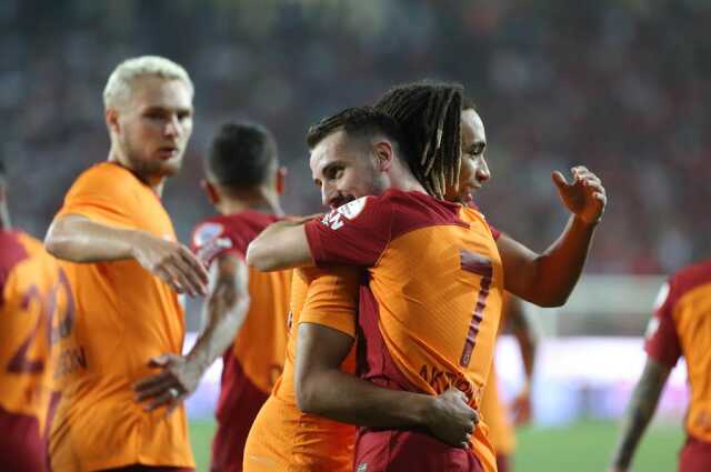 Son Dakika: Süper Lig'in 4. haftasında Galatasaray, Gaziantep FK'yı deplasmanda 3-0 mağlup etti