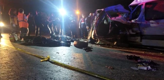 Denizli'de otobüs, minibüs ve çok sayıda araç zincirleme kazaya karıştı: 3 ölü, 50 yaralı