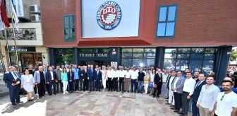 Denizli Ticaret Odası Başkanı Uğur Erdoğan, Kosova Cumhuriyeti Bölgesel Kalkınma Bakanı ve KDTP Genel Başkanı Fikrim Damka'yı ağırladı