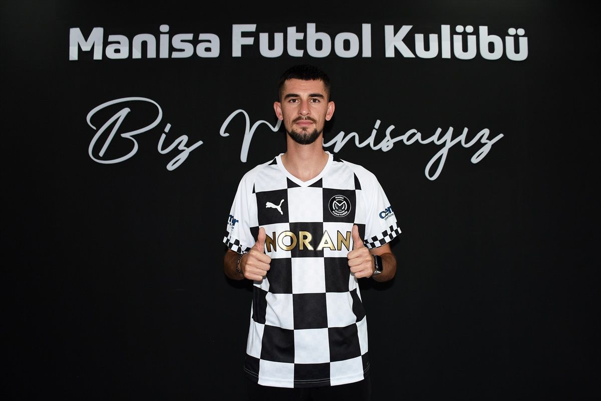 Manisa Futbol Kulübü, Kosova Milli Takımı oyuncusu Meriton Korenica'yı kadrosuna kattı