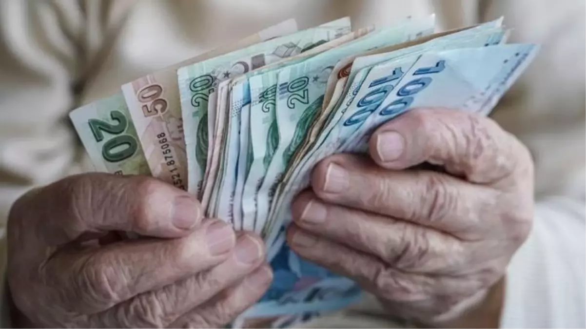 Memur ve memur emeklilerinin kazanımlarının detayları belli oldu! En düşük memur maaşında yüzde 46 artış