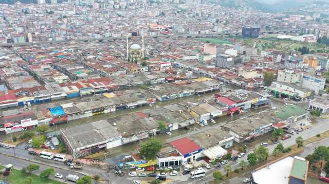 Samsun'u sel vurdu, yaşanan tahribat havadan görüntülendi
