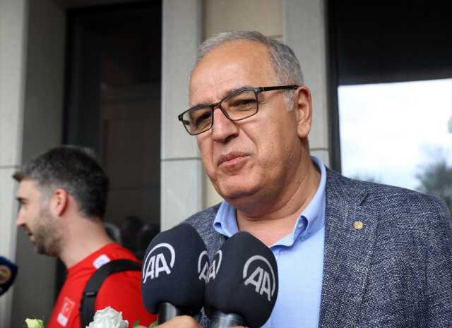 Avrupa Şampiyonu A Milli Kadın Voleybol Takımı yurda döndü Avrupa Şampiyonu A Milli Kadın Voleybol Takımı yurda döndü