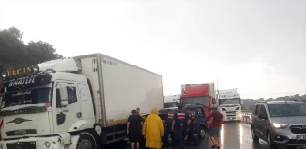 Aydın'da yağış nedeniyle trafik kazası: 8 yaralı