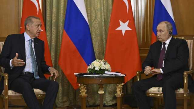 Kremlin'den Erdoğan-Putin zirvesiyle ilgili ilk açıklama: Görüşmelerin ilk kısmı yapıcı Kremlin'den Erdoğan-Putin zirvesiyle ilgili ilk açıklama: Görüşmelerin ilk kısmı yapıcı