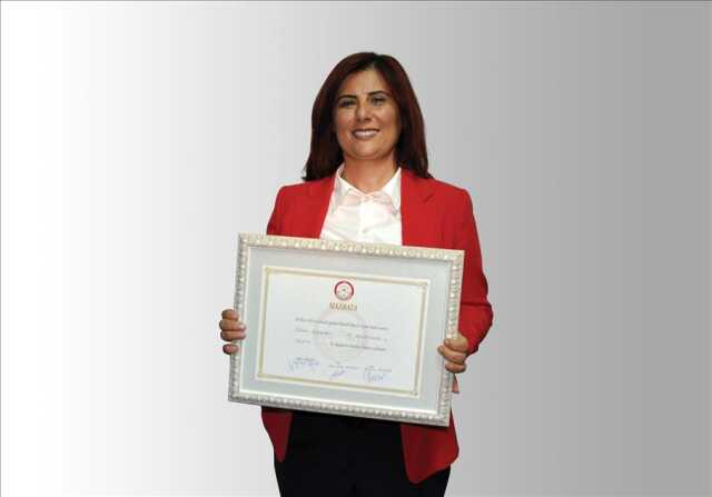 ÖZLEM ÇERÇİOĞLU KİMDİR, kaç yaşında, nereli, ne iş yapar, evli mi, kaç çocuğu var?