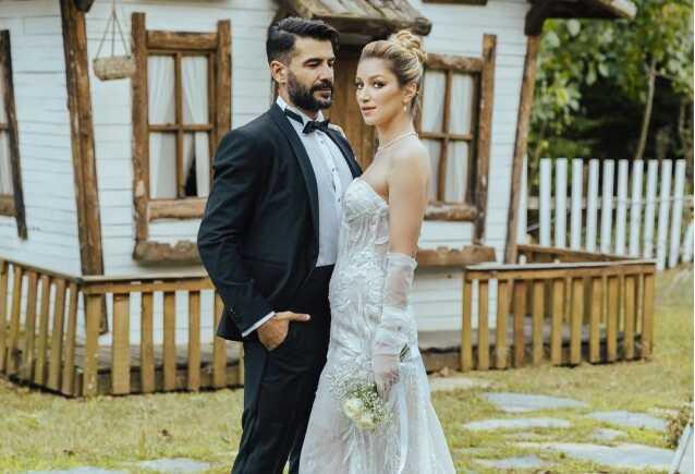 Rüzgar Aksoy evlendi mi? Oyuncu Rüzgar Aksoy kiminle evlendi, eşi kimdir? Rüzgar Aksoy evlendi mi? Oyuncu Rüzgar Aksoy kiminle evlendi, eşi kimdir?