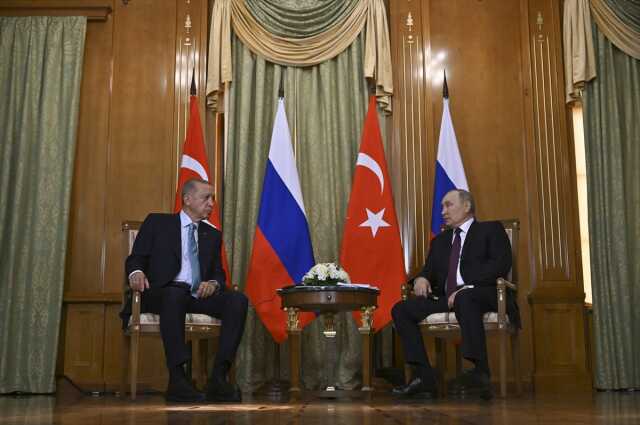 Son Dakika: Soçi'deki Erdoğan-Putin zirvesi başladı! İki liderden görüşme öncesi önemli mesajlar