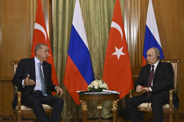 Son Dakika: Soçi'deki Erdoğan-Putin zirvesi başladı! İki liderden görüşme öncesi önemli mesajlar