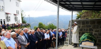 İçişleri Bakan Yardımcısı Bülent Turan'ın Danışmanının Kız Kardeşi Şalpazarı'da Defnedildi