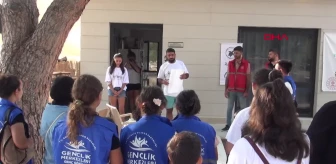 Gençlik Merkezi ve EKAD Gönüllüleri Kızılağaç Sahilinde Çevre Temizliği Yaptı