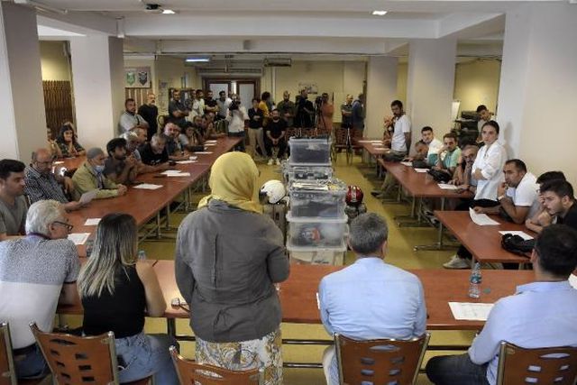 İETT'ye ait unutulan eşyalar açık artırmayla satıldı