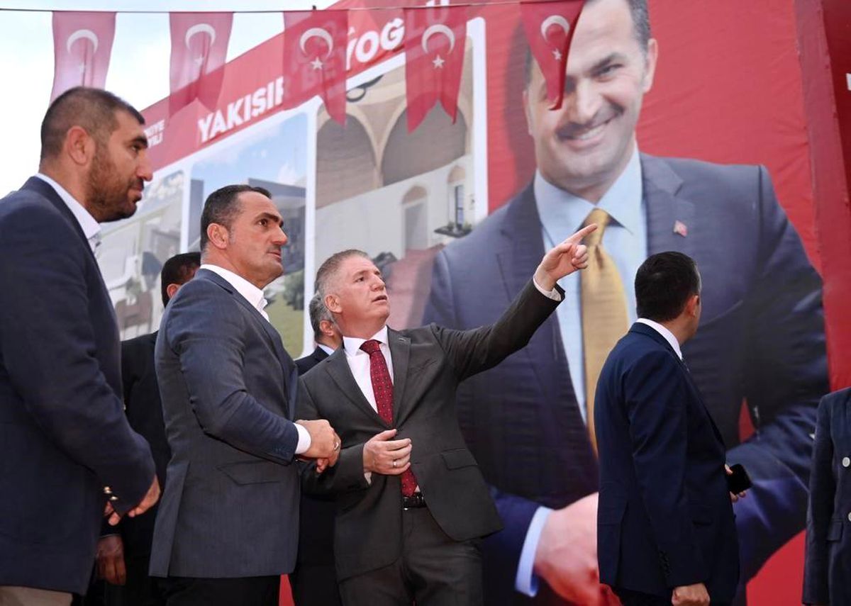 İstanbul Valisi Davut Gül Beyoğlu'nu Ziyaret Etti