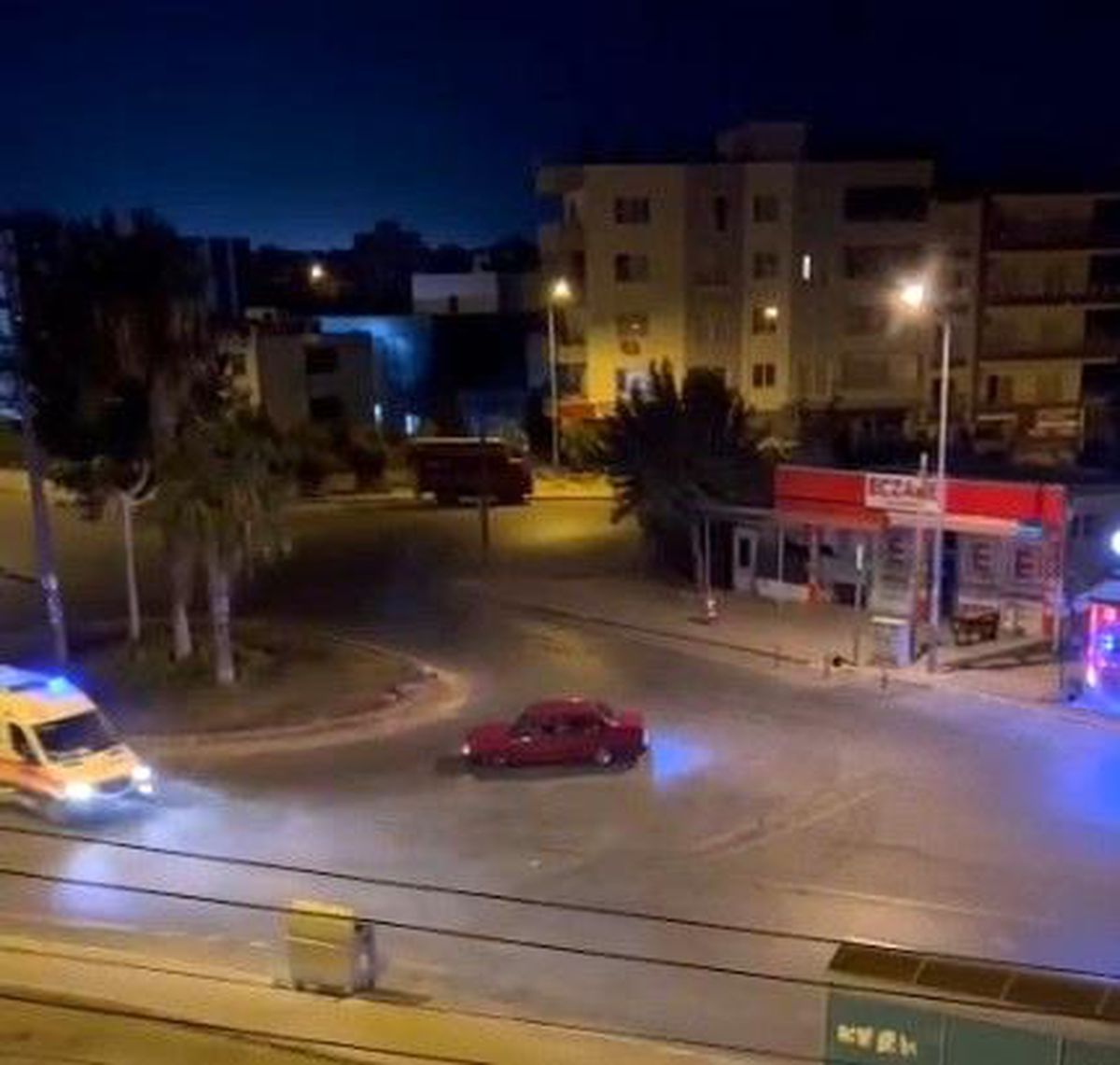 Mersin'de kavşakta drift yapan sürücülere yüksek ceza
