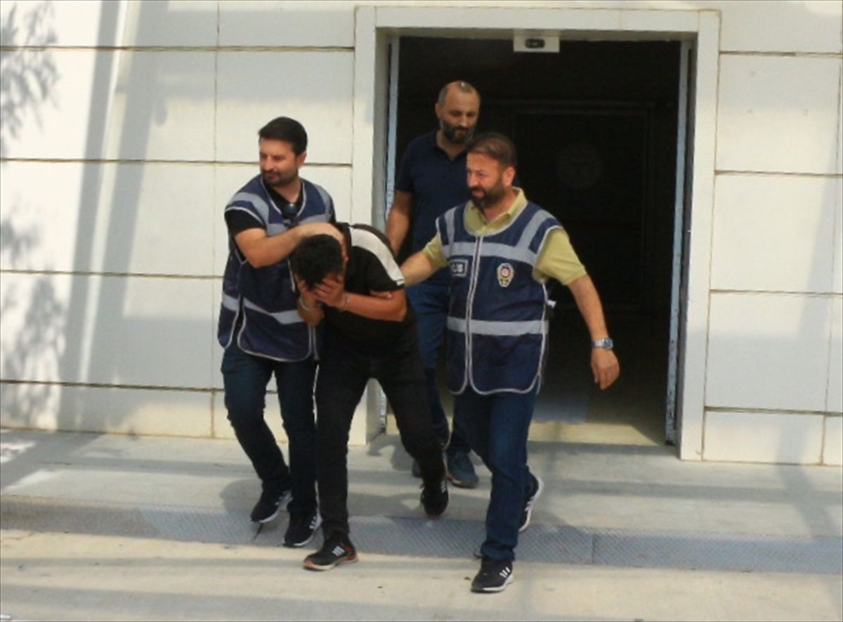 Tokat'ın Erbaa ilçesinde boş bina önünde ölü bulunan kişiyle ilgili zanlı gözaltına alındı