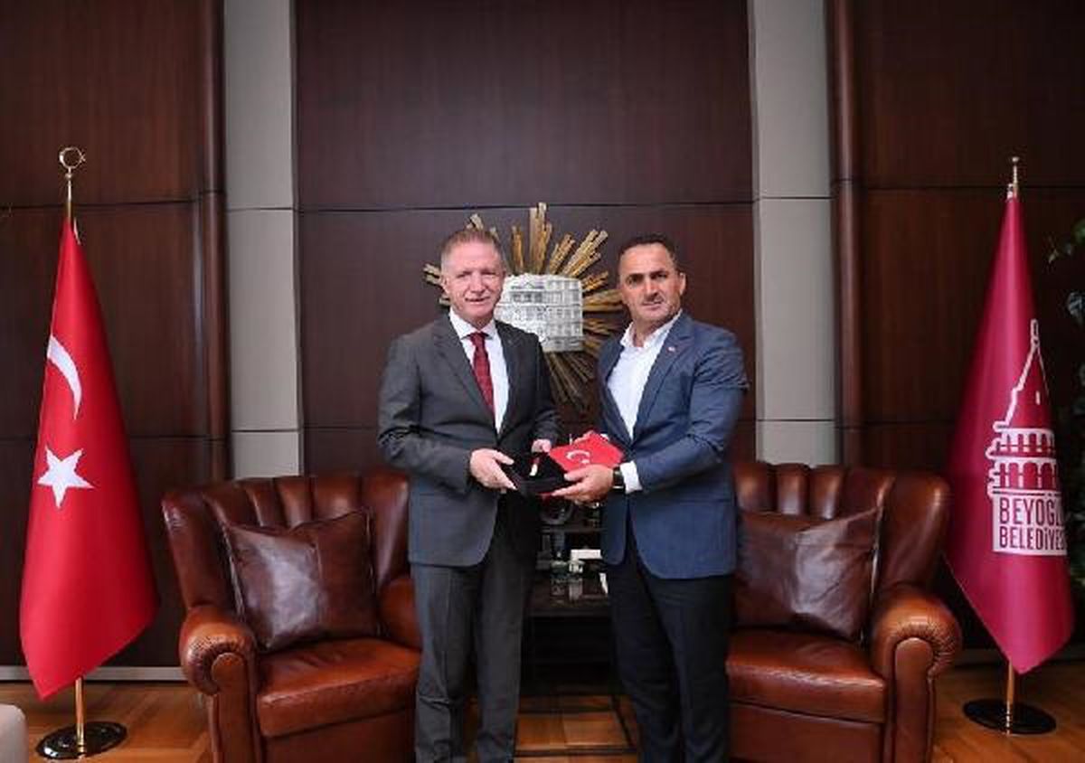 İstanbul Valisi Davut Gül, Beyoğlu'nu ziyaret etti