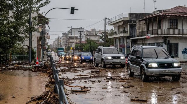 Yunanistan'ı sel vurdu! Tarihlerinin en şiddetli yağışına maruz kaldılar
