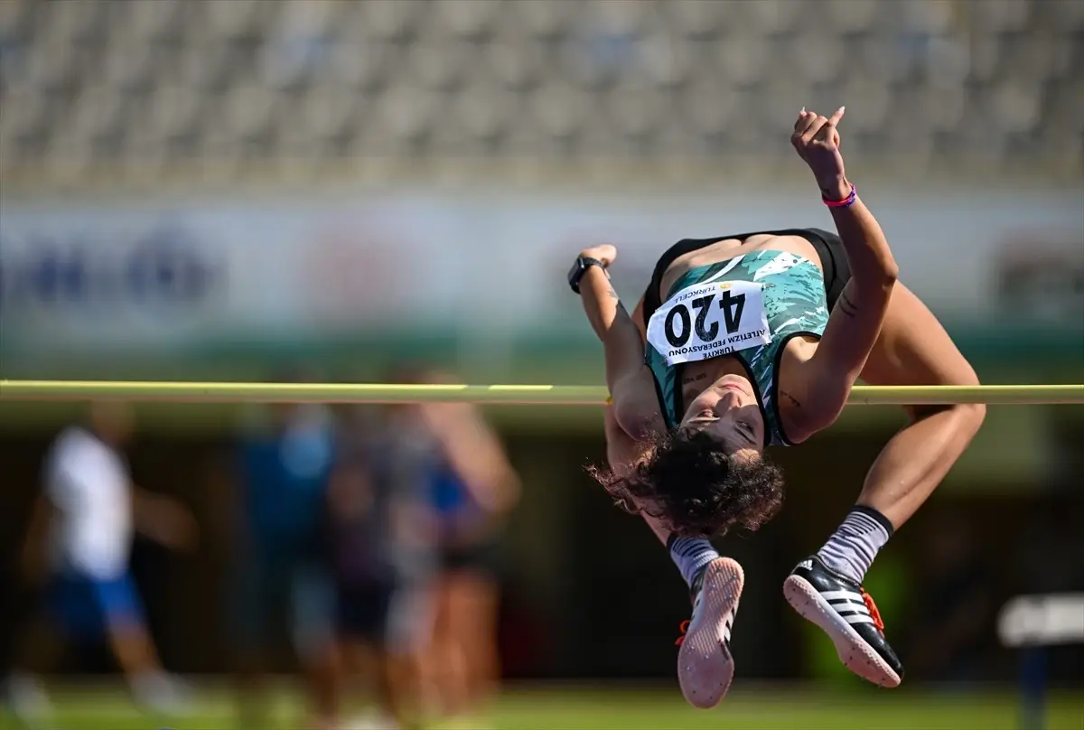 Atletizmde Fenerbahçe Şampiyon