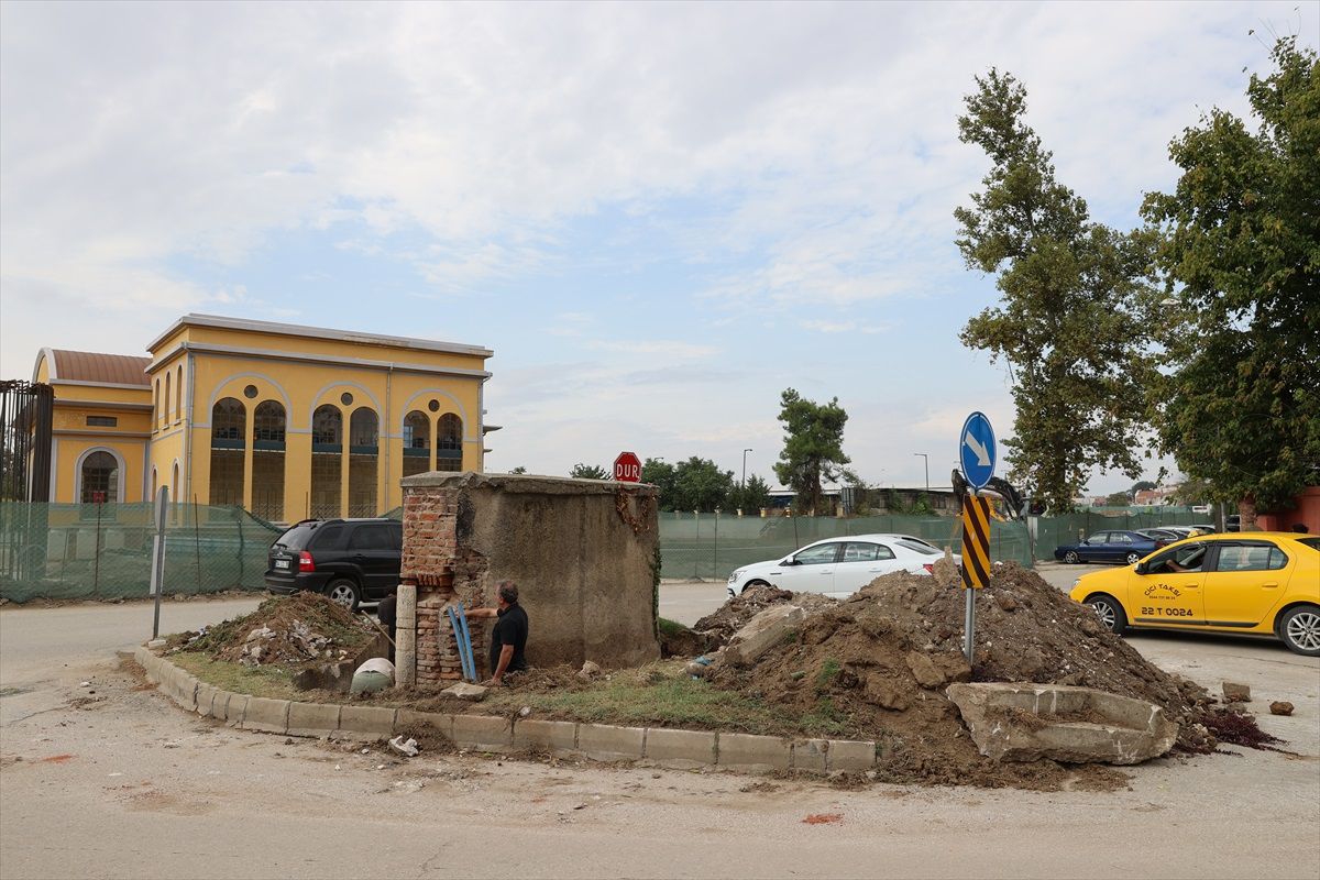 Edirne'de trafiğe engel olan Hacı Hüseyin Çeşmesi kaldırılacak