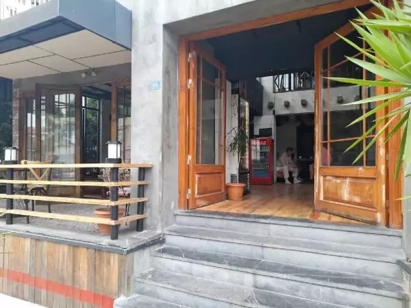 'Annemi arayacağım' diyerek cep telefonunu aldı: Banka hesabında ne var ne yok hepsini kendine gönderdi