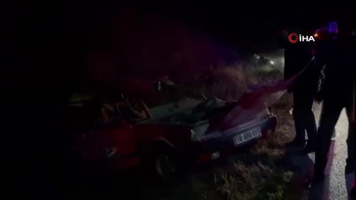 İznik'te iki otomobil çarpıştı, 5 kişi yaralandı