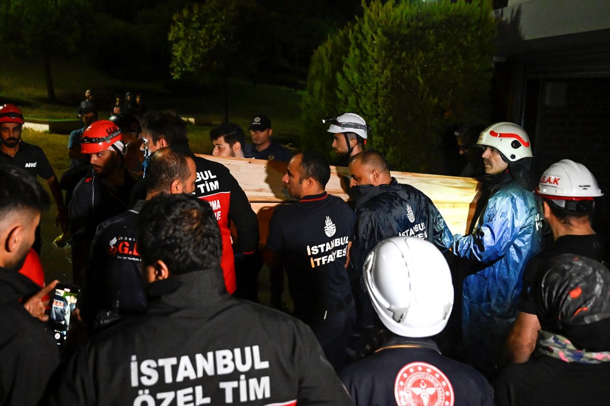 İstanbul Valiliğinden sağanak yağışa ilişkin açıklama Açıklaması