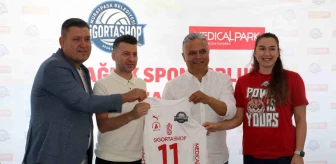 Muratpaşa Belediyesi Sigortashop Spor Kulübü ile Medical Park Antalya Hastane Kompleksi Arasında Sağlık Sponsorluğu Anlaşması İmzalandı