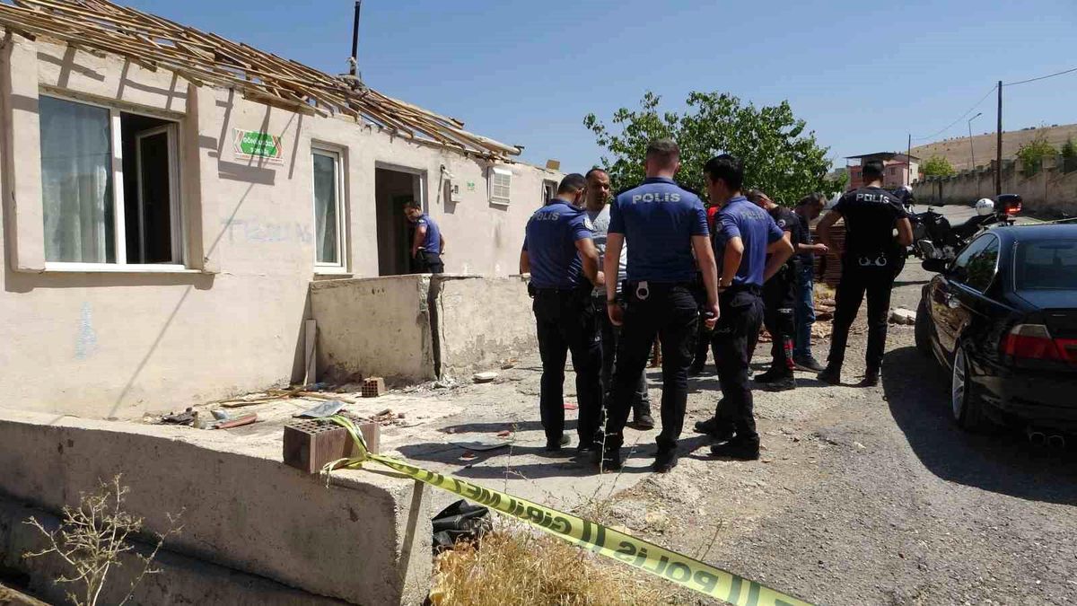 Malatya'da tüfek oyunu kanlı bitti