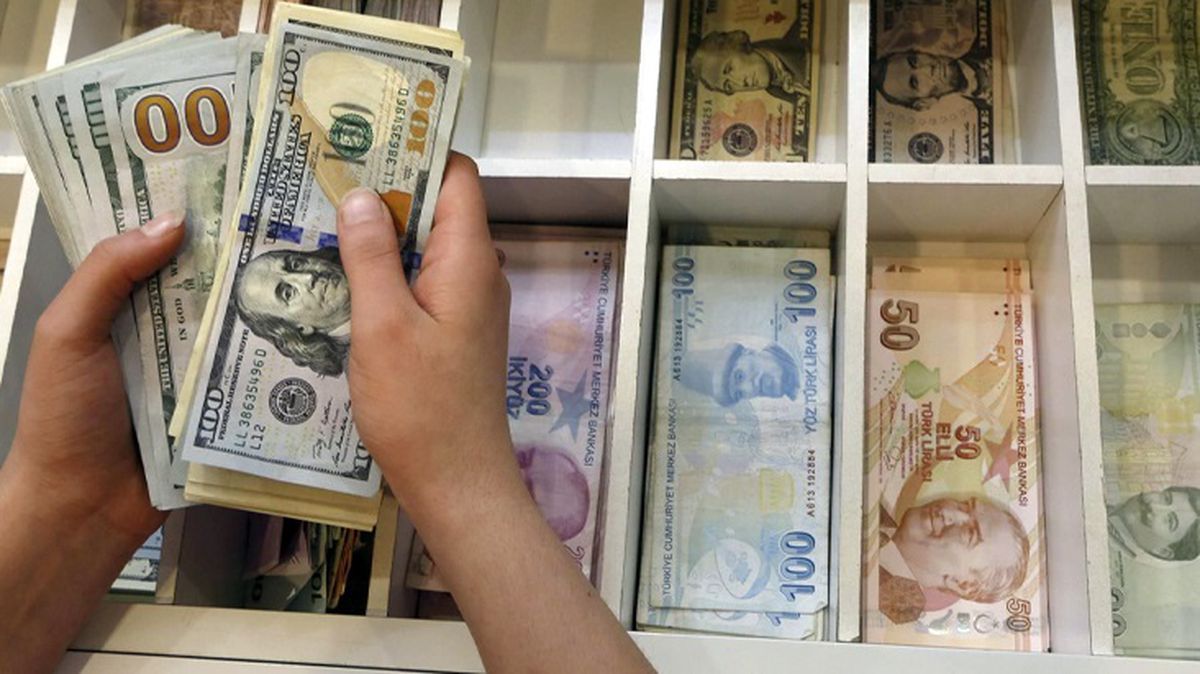 Son Dakika: Orta Vadeli Program açıklandı! İşte hükümetin yıl sonu dolar ve enflasyon tahmini