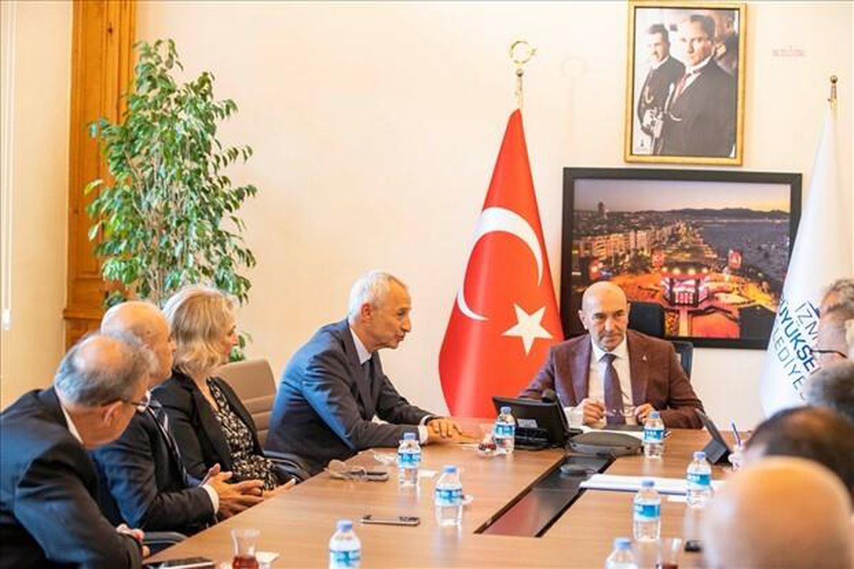 Tunç Soyer: 'Sanayinin Gelişmesi İçin Yeni Alanlar Yaratmaya Çalışıyoruz'