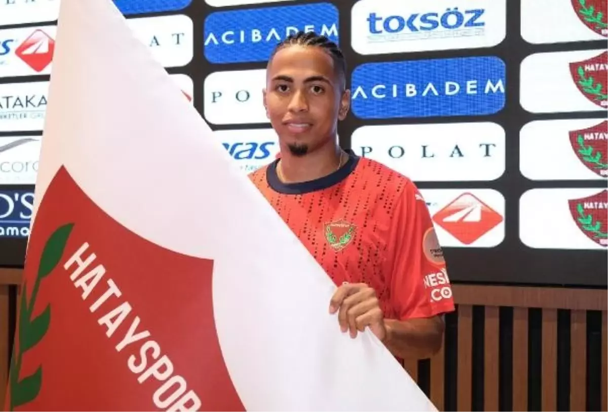 Hatayspor, Rigoberto Rivas ile 3 yıllık sözleşme imzaladı