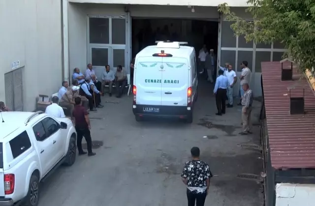 Muş'ta intihar girişimi sonucu abla ve kardeş hayatını kaybetti Muş'ta intihar girişimi sonucu abla ve kardeş hayatını kaybetti