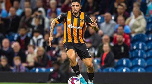Ozan Tufan İngiltere'de ayın futbolcusu mu oldu?