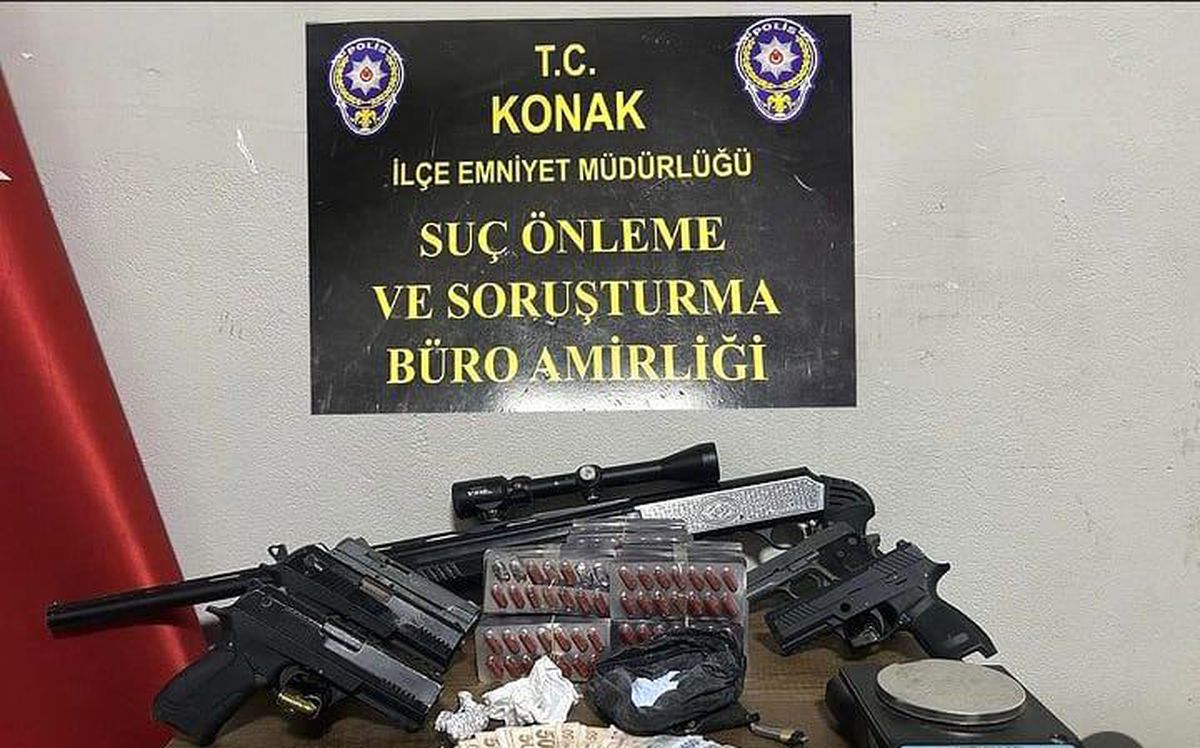 İzmir'de Azılı Hırsız Yakalandı: Silah ve Uyuşturucu Ele Geçirildi
