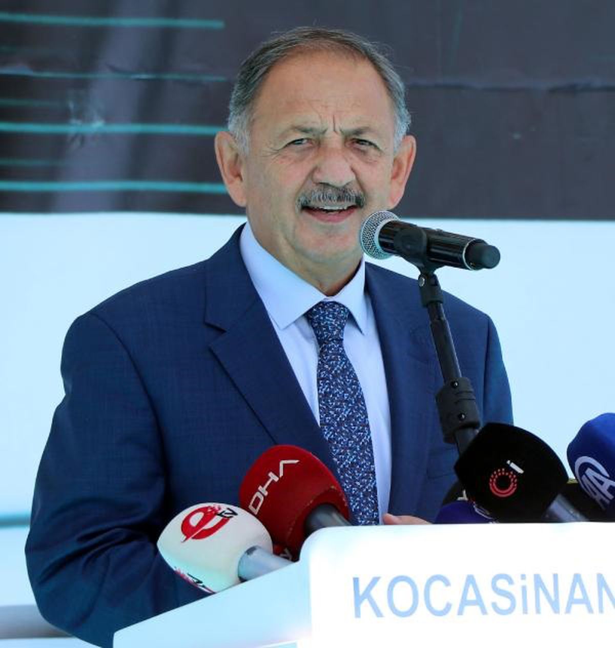 Deprem Sonrası Hasarın Giderilmesi İçin Çalışmalar Devam Ediyor