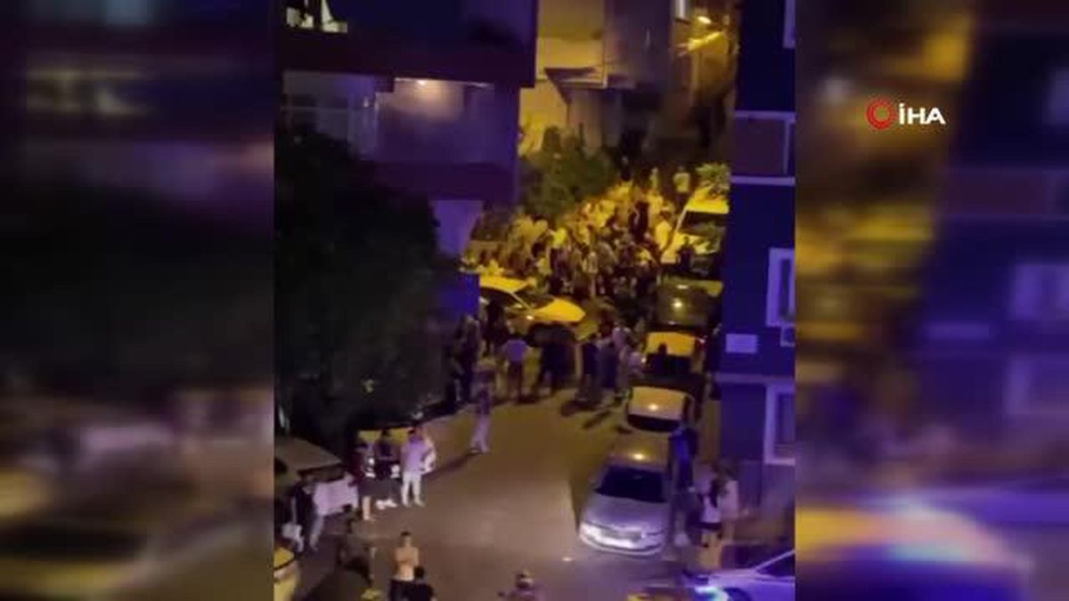 Kağıthane'de freni patlayan taksi yokuş aşağı kayarak 3 araca çarptı: 1 yaralı