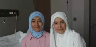 Kırgızistanlı Diyaliz Hastası İzmir'de Böbrek Nakliyle Hayata Tutundu
