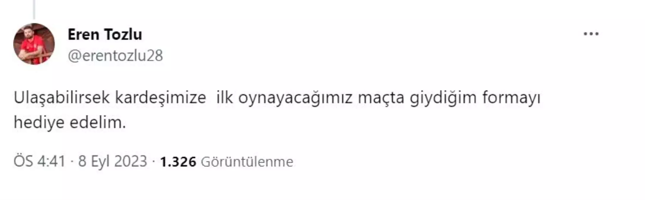 Erzurumsporlu Futbolcu Eren Tozlu, Minik Hayrana Forma Hediye Edecek