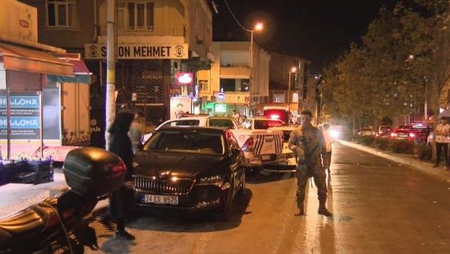 Esenyurt'ta tansiyon yüksek! Suriyeli bir kişi komşusunu bıçaklayarak öldürdü, ortalık karıştı