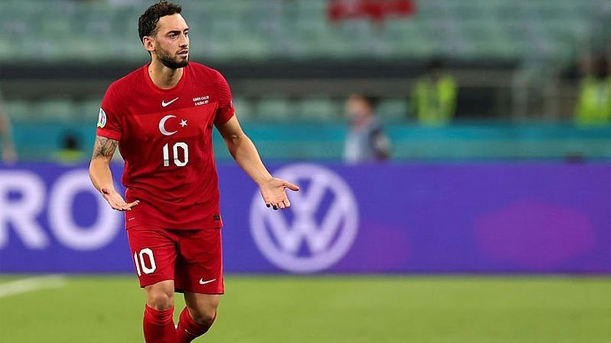 Hakan Çalhanoğlu'ndan maç sonu özeleştiri: Bize yakışmadı