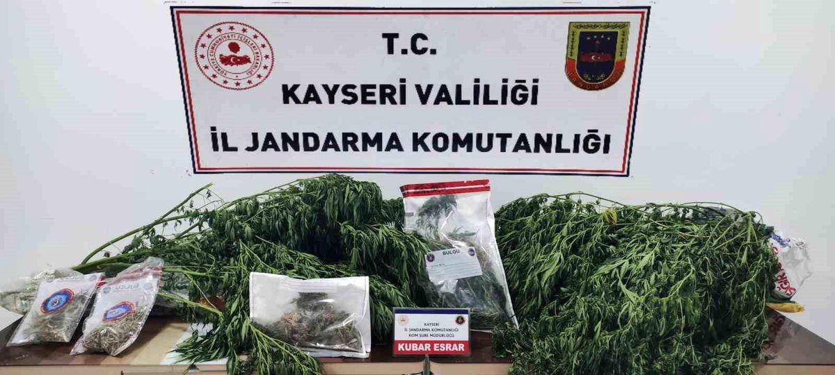 Kayseri'de bağ evine yapılan operasyonda 16.760 gram uyuşturucu ele geçirildi