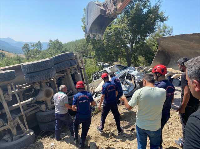 Kahramanmaraş'ta kamyon kazasında hayatını kaybedenlerin kimliği belirlendi
