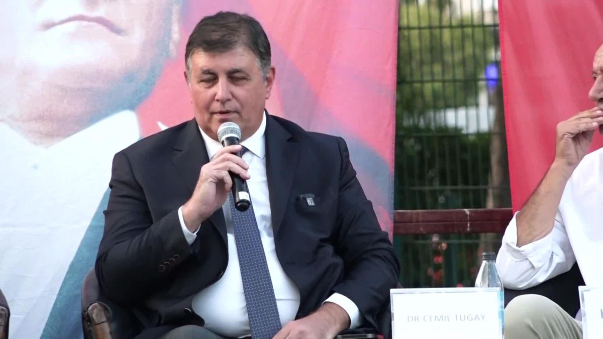 İzmir'in Kurtuluşu 101. Yıl Dönümü Coşkuyla Kutlandı