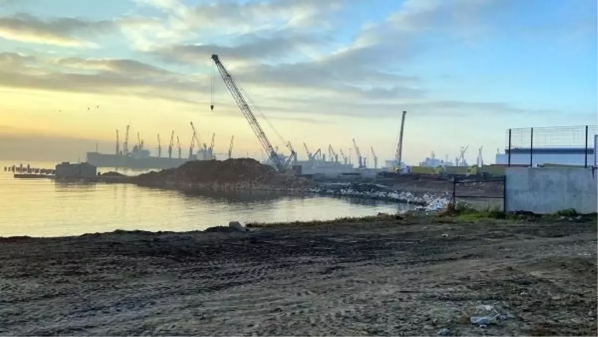 Ceyport Limanı'nda Kapasite Artışı Başvurusu Tartışma Yarattı